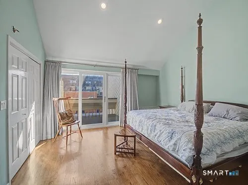 $875,000 | 9 River Road, Unit 418, Greenwich, CT 06807