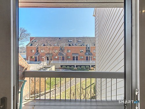 9 River Road, Unit 418 Greenwich, CT 06807 - Photo 24 of 38 a view of an entrance door