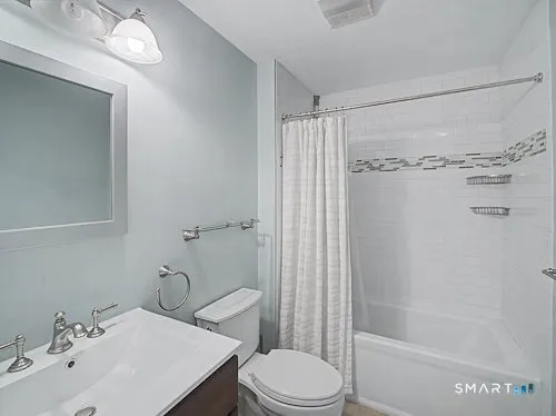 $875,000 | 9 River Road, Unit 418, Greenwich, CT 06807