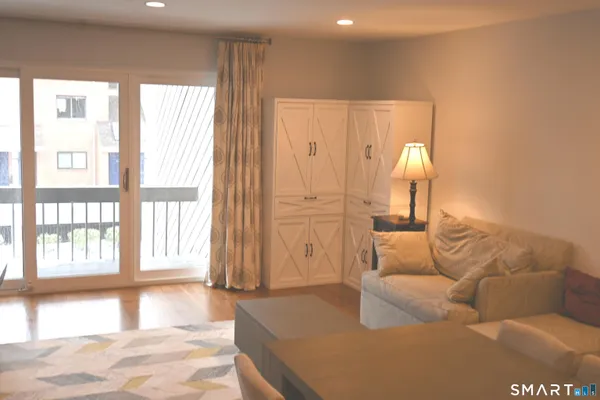 $875,000 | 9 River Road, Unit 418, Greenwich, CT 06807