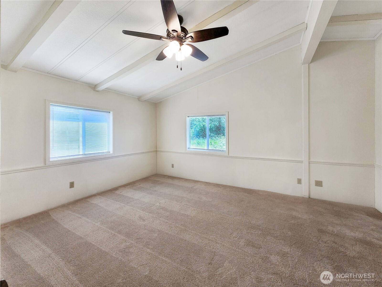 176 Nix Lane Centralia, WA 98531 - Photo 15 of 25 a view of an empty room with a window