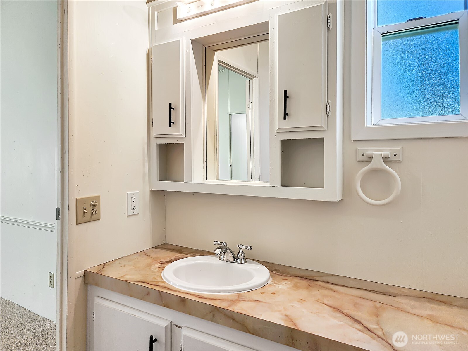 176 Nix Lane Centralia, WA 98531 - Photo 17 of 25 a bathroom with a sink vanity and a mirror