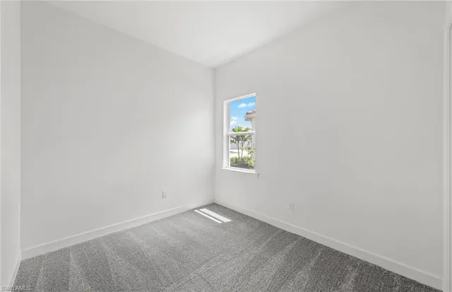 $669,045 | 20024 Nickel Trail, Alva, FL 33920