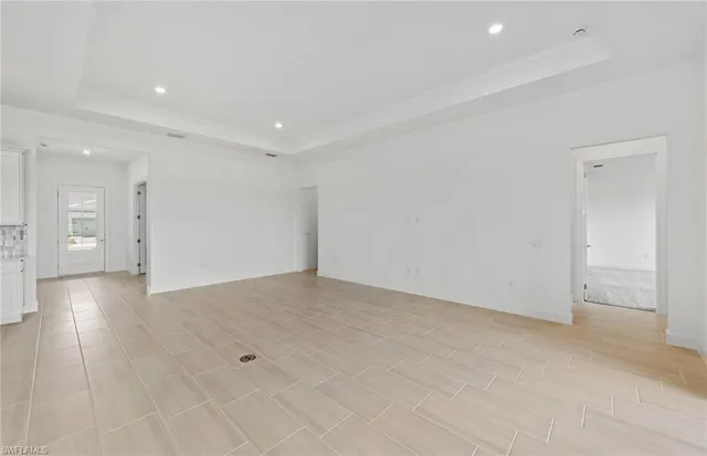 $669,045 | 20024 Nickel Trail, Alva, FL 33920