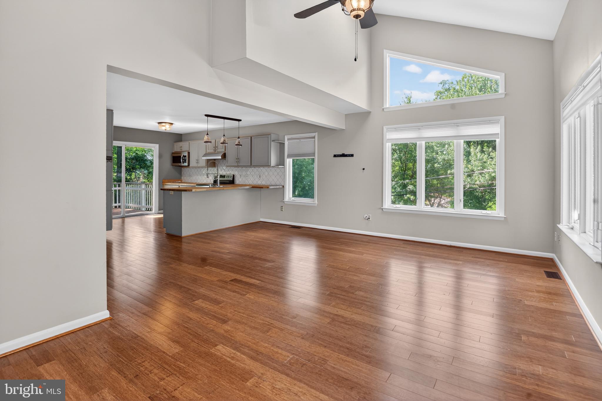 607 Overhill Drive Edgewater, MD 21037 - Photo 6 of 27 Open Living Area