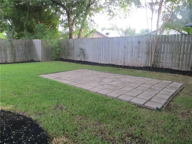 $1,895 | 11921 Tobler Trail, Austin, TX 78753