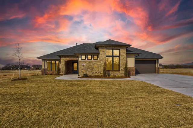 $600,000 | 3845 North Brush Creek, Maize, KS 67101