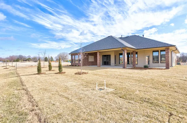 $600,000 | 3845 North Brush Creek, Maize, KS 67101