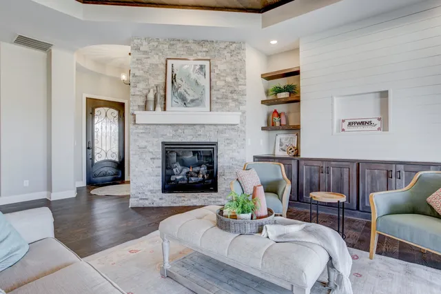 $600,000 | 3845 North Brush Creek, Maize, KS 67101