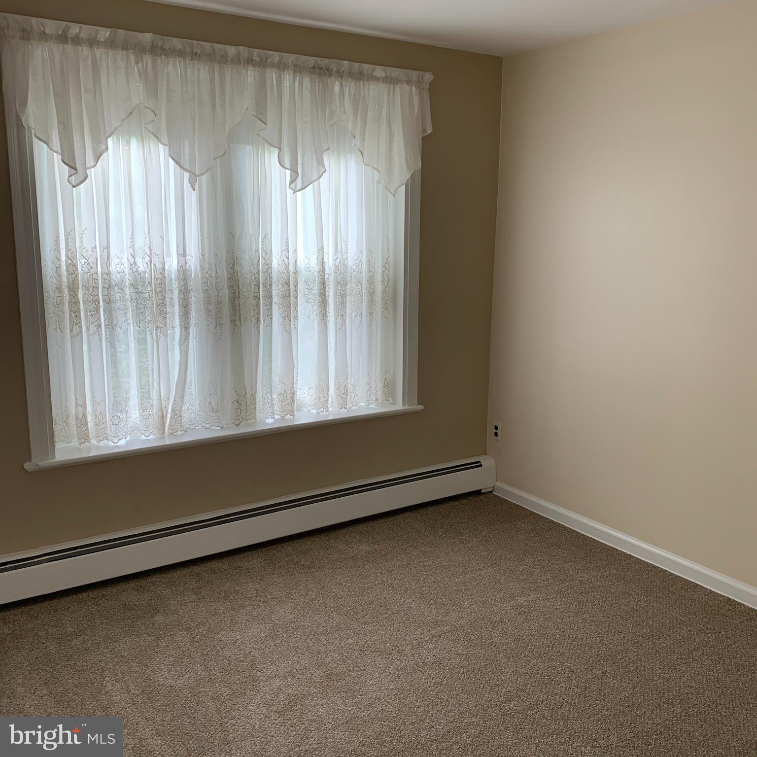 1082 East Sandy Ridge Road Doylestown, PA 18901 - Photo 6 of 7