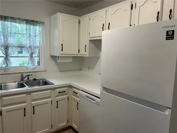 $1,600 | 4 Vista Gdns Trail, Unit 207, Vero Beach, FL 32962