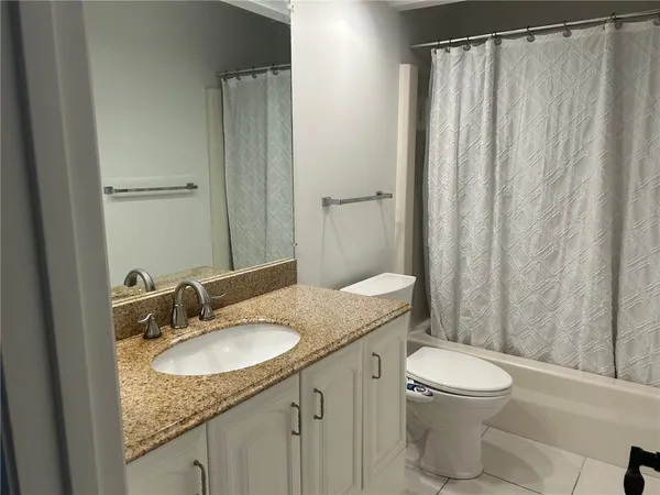 $1,600 | 4 Vista Gdns Trail, Unit 207, Vero Beach, FL 32962