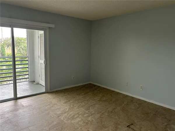 $1,600 | 4 Vista Gdns Trail, Unit 207, Vero Beach, FL 32962