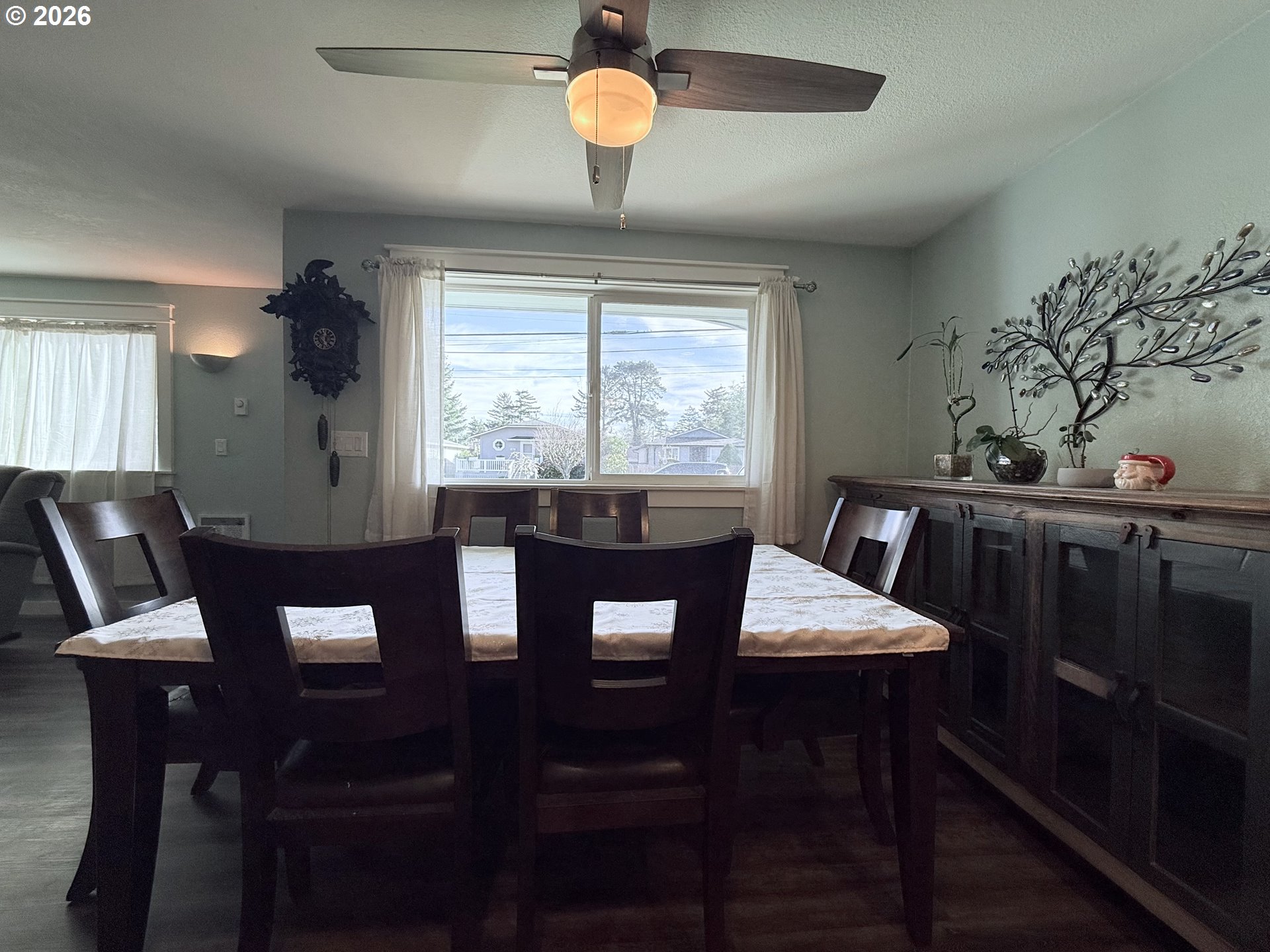 370 North Wall Street Coos Bay, OR 97420 - Photo 11 of 36 a view of a dining room with furniture and window
