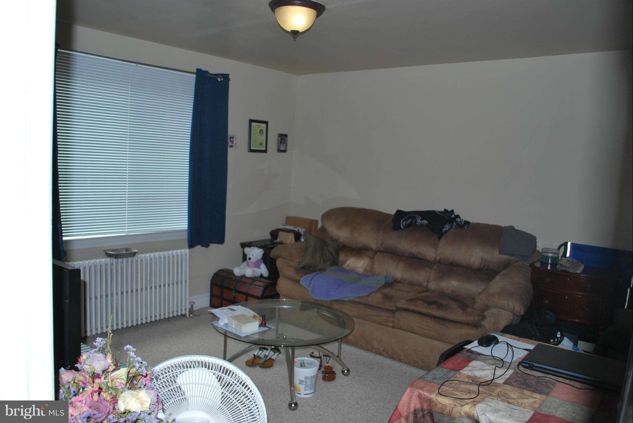 940 Elm Ridge Avenue Baltimore, MD 21229 - Photo 10 of 21 Unit 2 Living Room