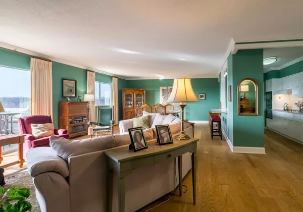 $150,000 | 1960 North Parkway, Unit 906, Memphis, TN 38112