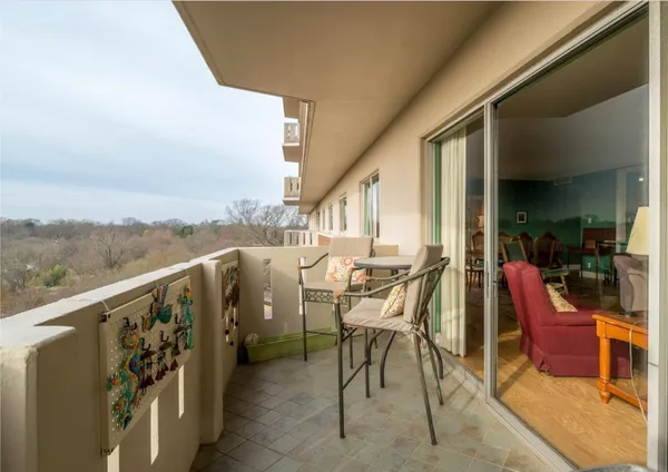 $150,000 | 1960 North Parkway, Unit 906, Memphis, TN 38112