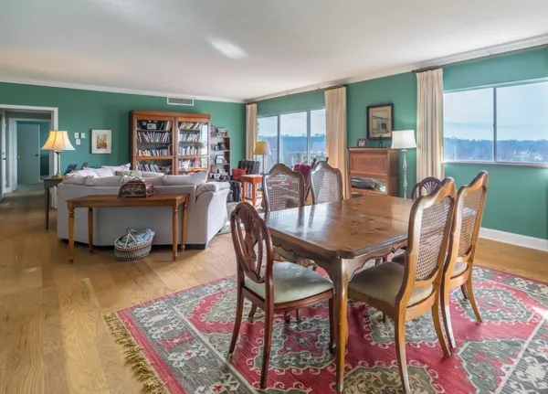 $150,000 | 1960 North Parkway, Unit 906, Memphis, TN 38112