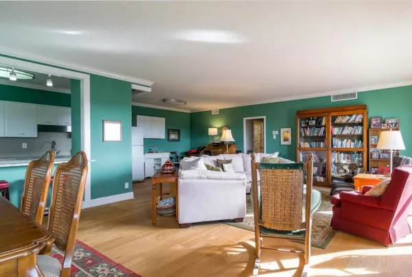 $150,000 | 1960 North Parkway, Unit 906, Memphis, TN 38112