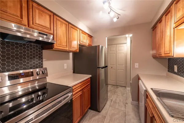 $1,495 | 705 Idlewood Boulevard North, Van Buren, NY 13027