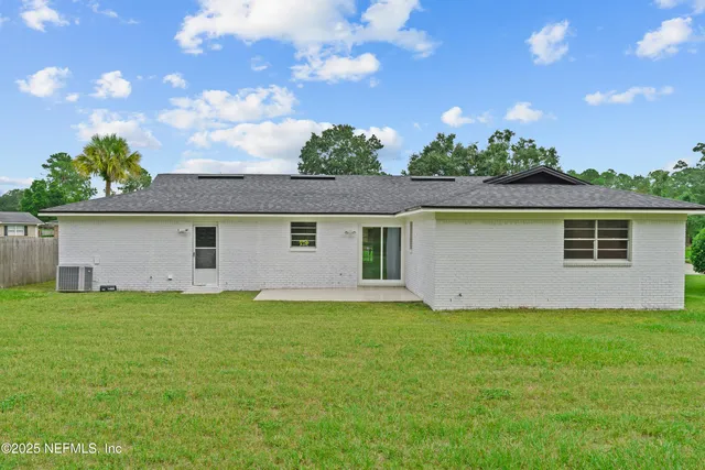 $388,900 | 9126 Southwark Drive North, Jacksonville, FL 32257