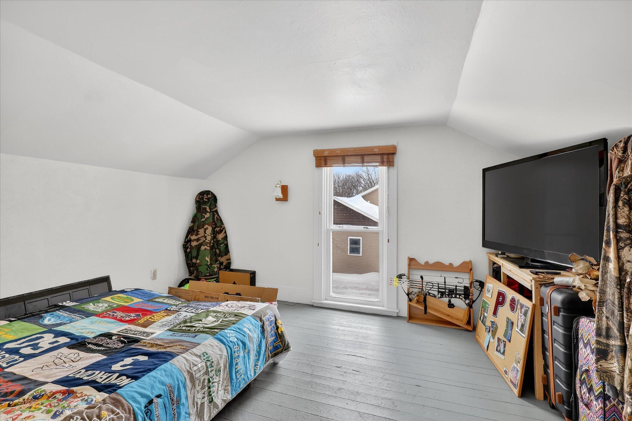 134 Cherry Street Climax, MI 49034 - Photo 23 of 31 31-134-Cherry-St-Climax-MI-49034-WindowS