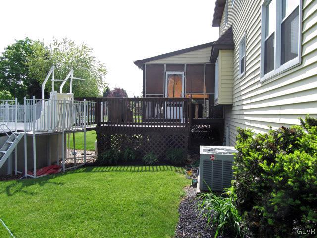 3356 Darien Road Bethlehem, PA 18020 - Photo 8 of 29 Gallery Image 8
