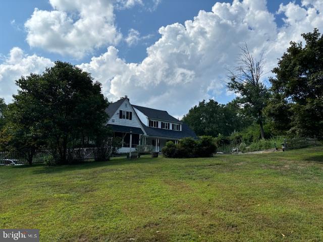 10024 Colvin Run Road Great Falls, VA 22066 - Photo 11 of 43