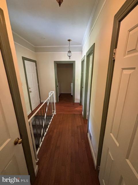 10024 Colvin Run Road Great Falls, VA 22066 - Photo 31 of 43