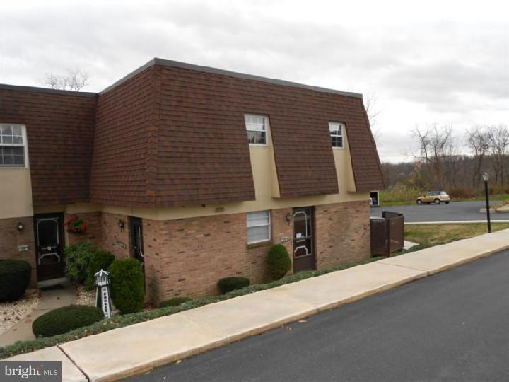 7 Alpine Court, Unit A Reading, PA 19606 - Photo 3 of 20 Gallery Image 3