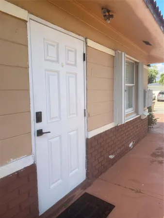 $2,200 | 1932 Northeast 7th Street, Unit 1, Deerfield Beach, FL 33441