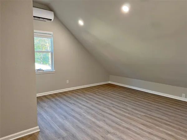 $1,295 | 91 Willow Oak Lane, Point Blank, TX 77364