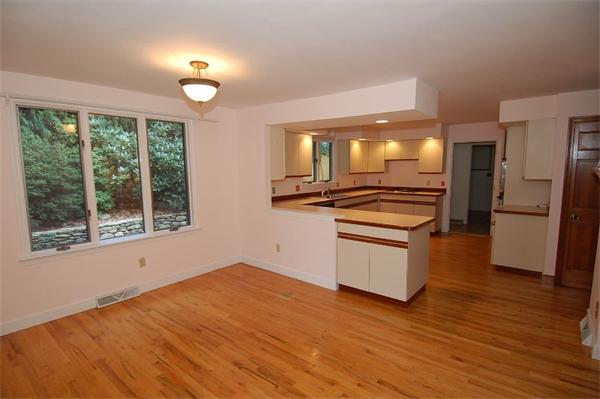 58 Royal Road Belmont, MA 02478 - Photo 12 of 24 Gallery Image 12