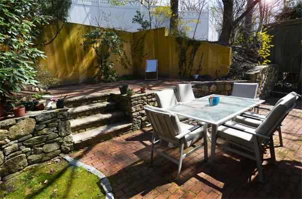 58 Royal Road Belmont, MA 02478 - Photo 9 of 24 Gallery Image 9
