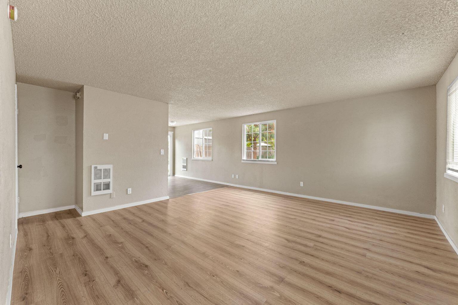 1215 West Main Street, Unit F Medford, OR 97501 - Photo 11 of 31 20251105234957675761000000-o