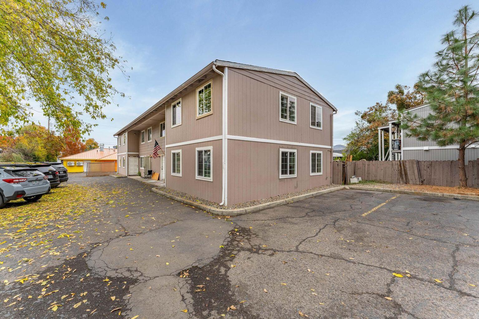 1215 West Main Street, Unit F Medford, OR 97501 - Photo 2 of 31 20251105234945947358000000-o