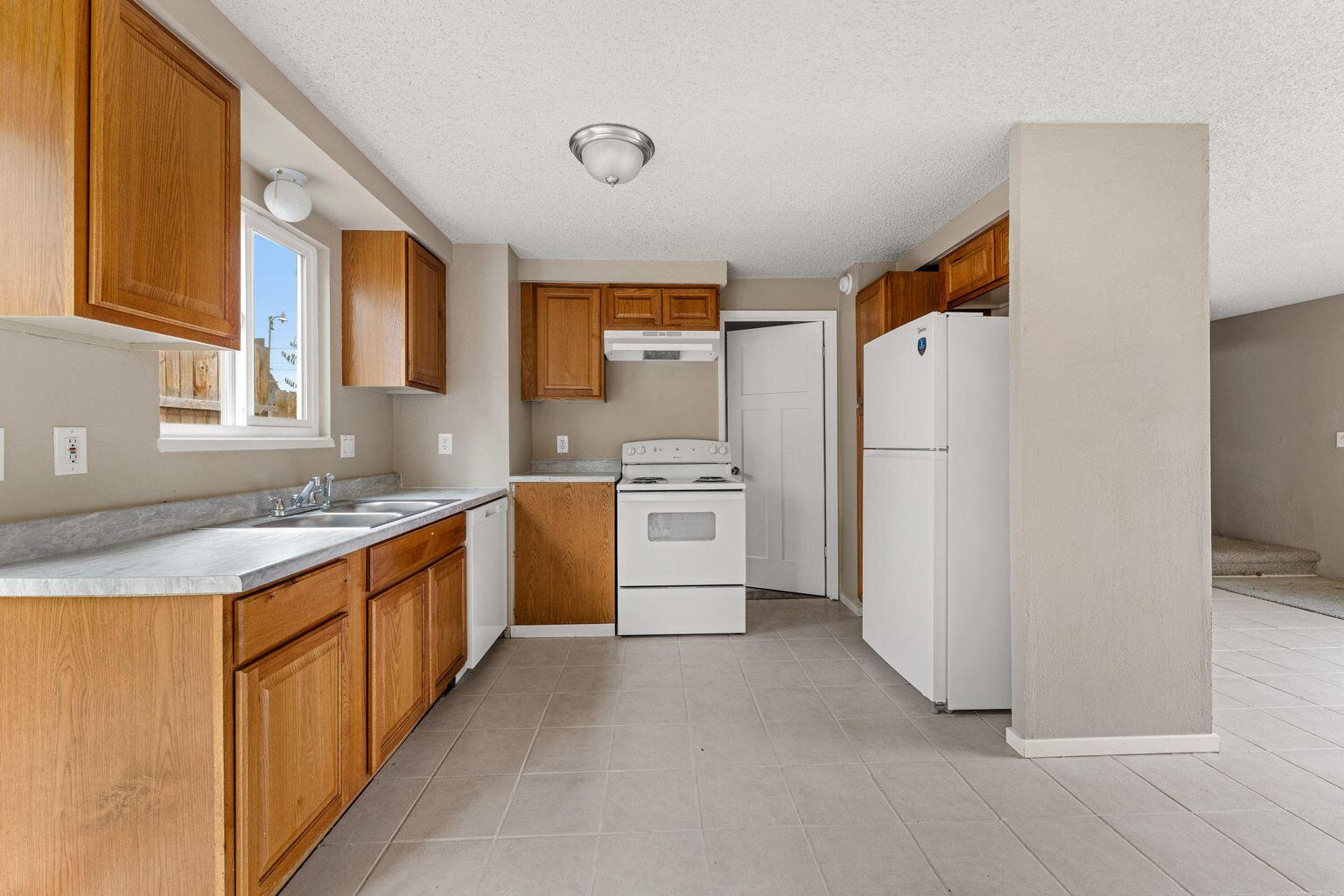 1215 West Main Street, Unit F Medford, OR 97501 - Photo 25 of 31 20251105235011615495000000-o