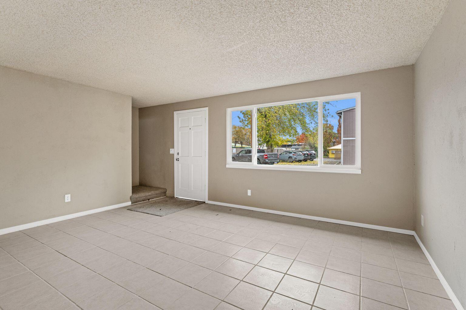 1215 West Main Street, Unit F Medford, OR 97501 - Photo 28 of 31 20251105235014603620000000-o