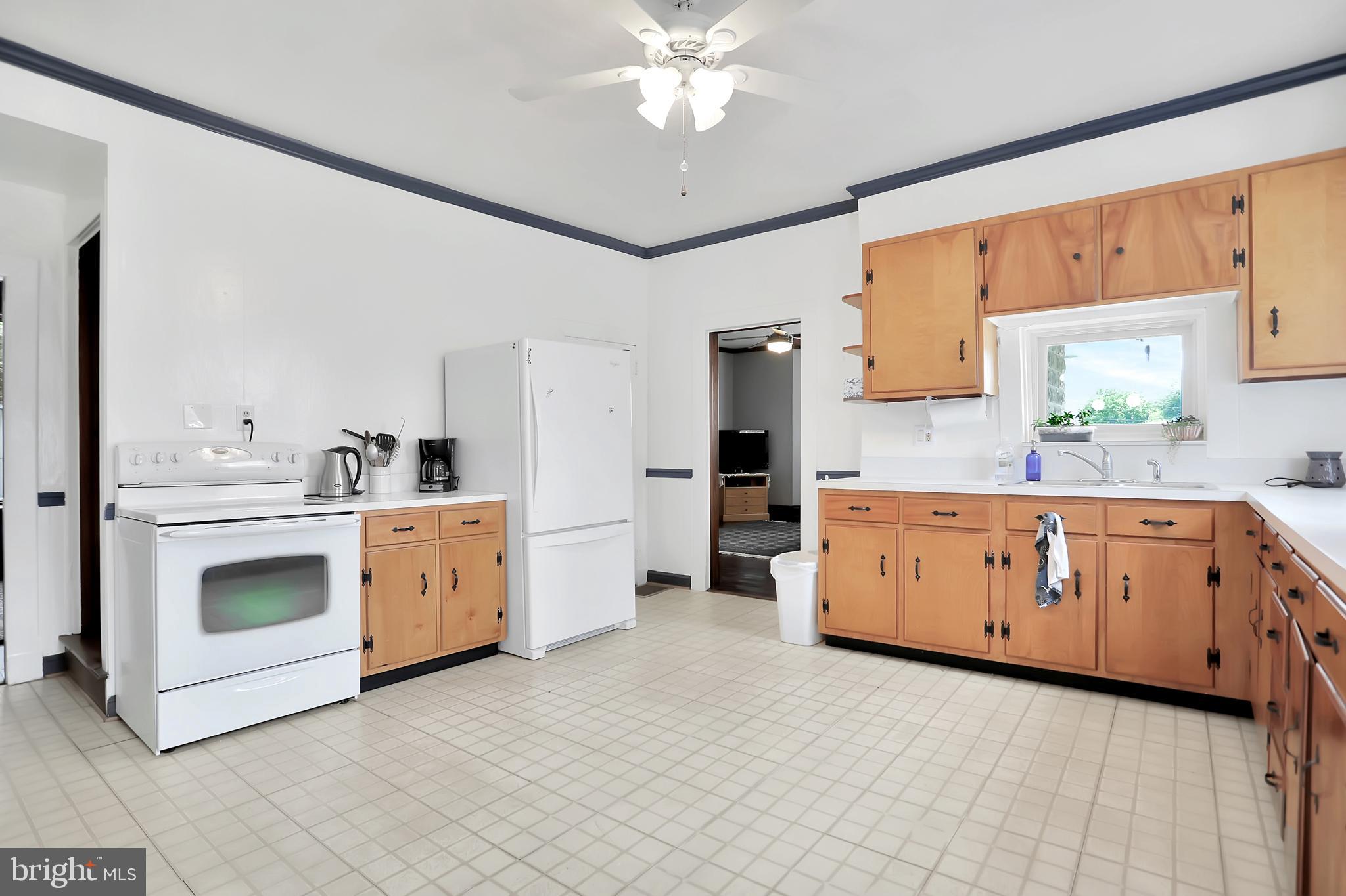 940 Francis Scott Key Highway Keymar, MD 21757 - Photo 15 of 38 Kitchen