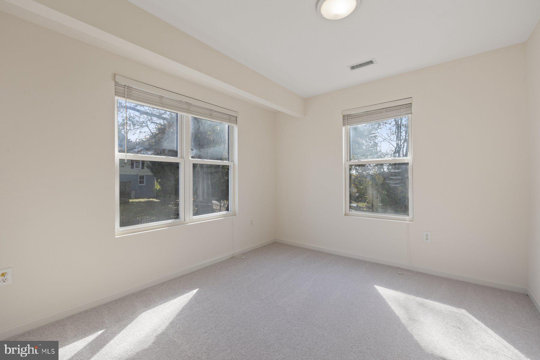 822 East B Street Brunswick, MD 21716 - Photo 23 of 42 an empty room with a window