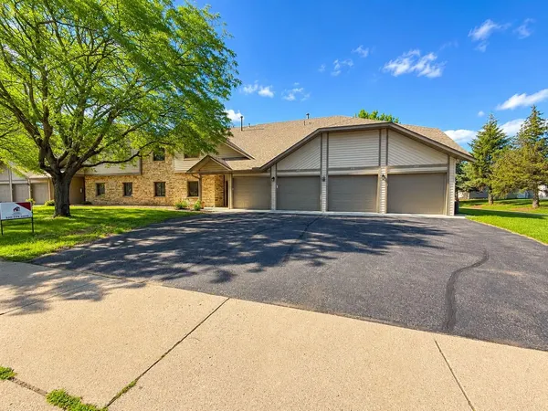 $165,000 | 2066 Stockinger Drive, St. Cloud, MN 56303