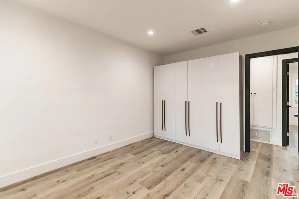 $4,195 | 8335 Gladbeck Avenue, Northridge, CA 91324