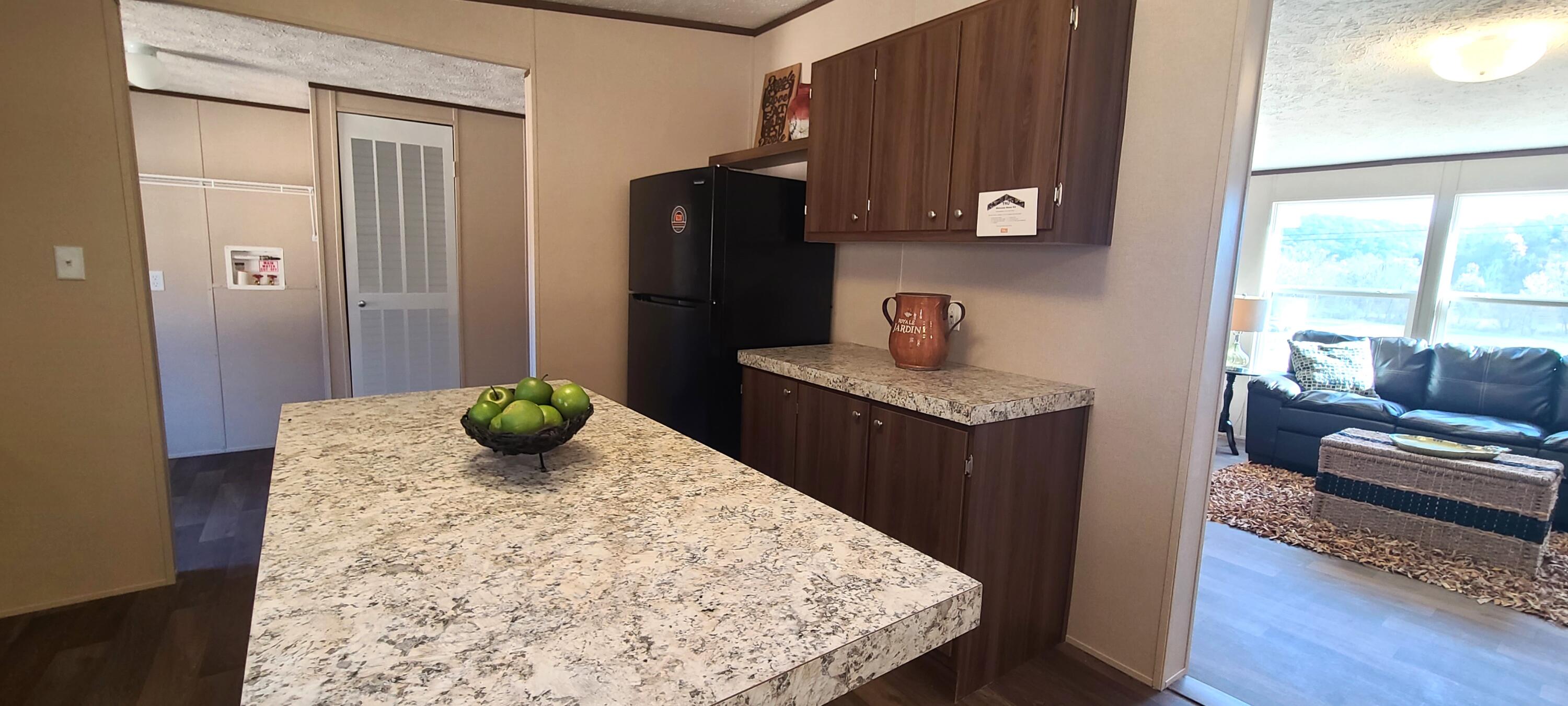 2408 Princeton Road Kingsport, TN 37660 - Photo 10 of 25 10