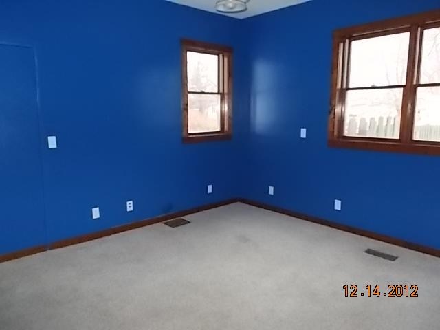 225 North Vermont Street Camp Point, IL 62320 - Photo 6 of 10 Gallery Image 6