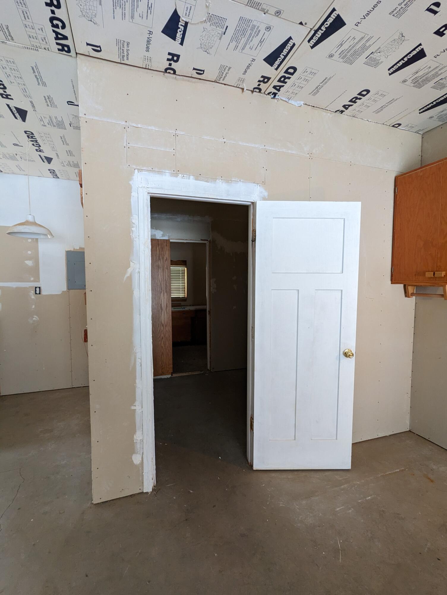 52911 Day Road La Pine, OR 97739 - Photo 26 of 34 Two additional rooms