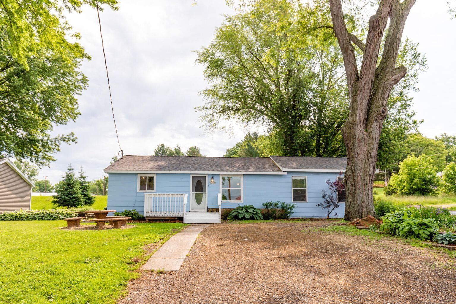 N8208 County Rd C Farmington, WI 54644 - Photo 1 of 1 20220617145209543512000000-o