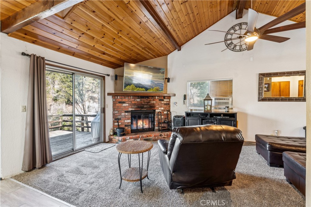 2701 Canon Way Running Springs, CA 92382 - Photo 2 of 37