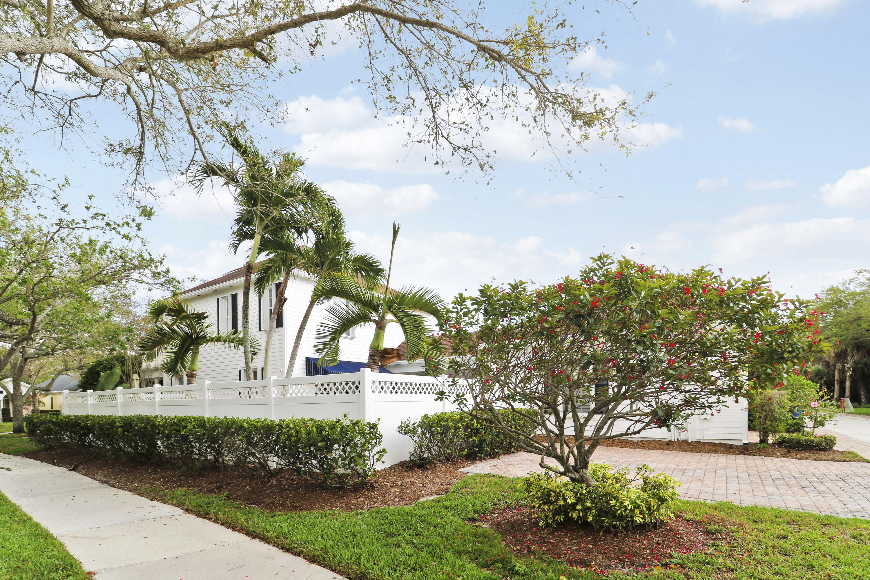 188 Paradise Circle Jupiter, FL 33458 - Photo 36 of 60 House2-43