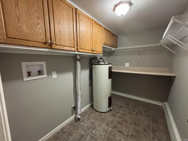 $259,900 | 928 Straford Drive, New Haven, IN 46774