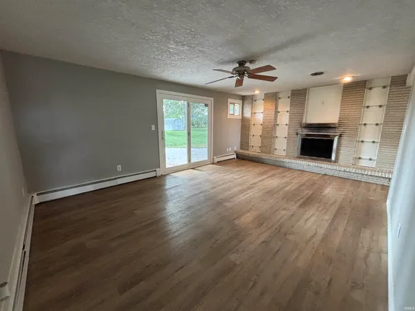 $257,900 | 928 Straford Drive, New Haven, IN 46774